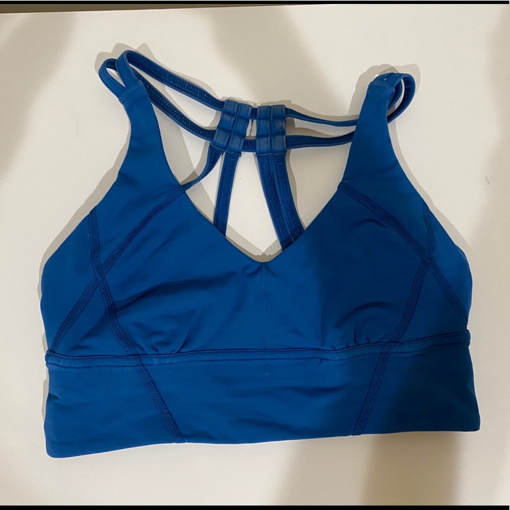 Lululemon sports bra